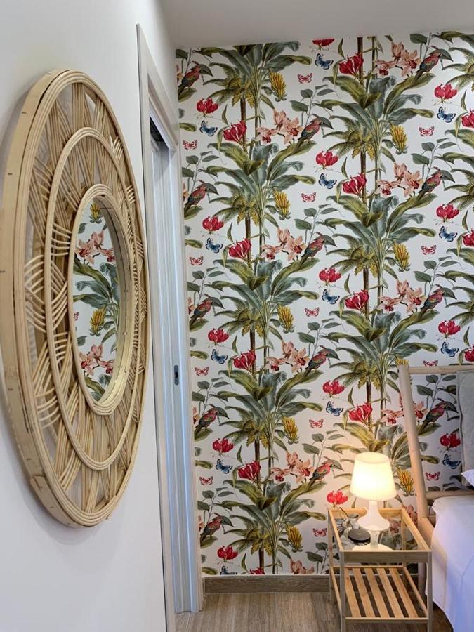 Donna Luisa-Catania Charming Lägenhet Exteriör bild