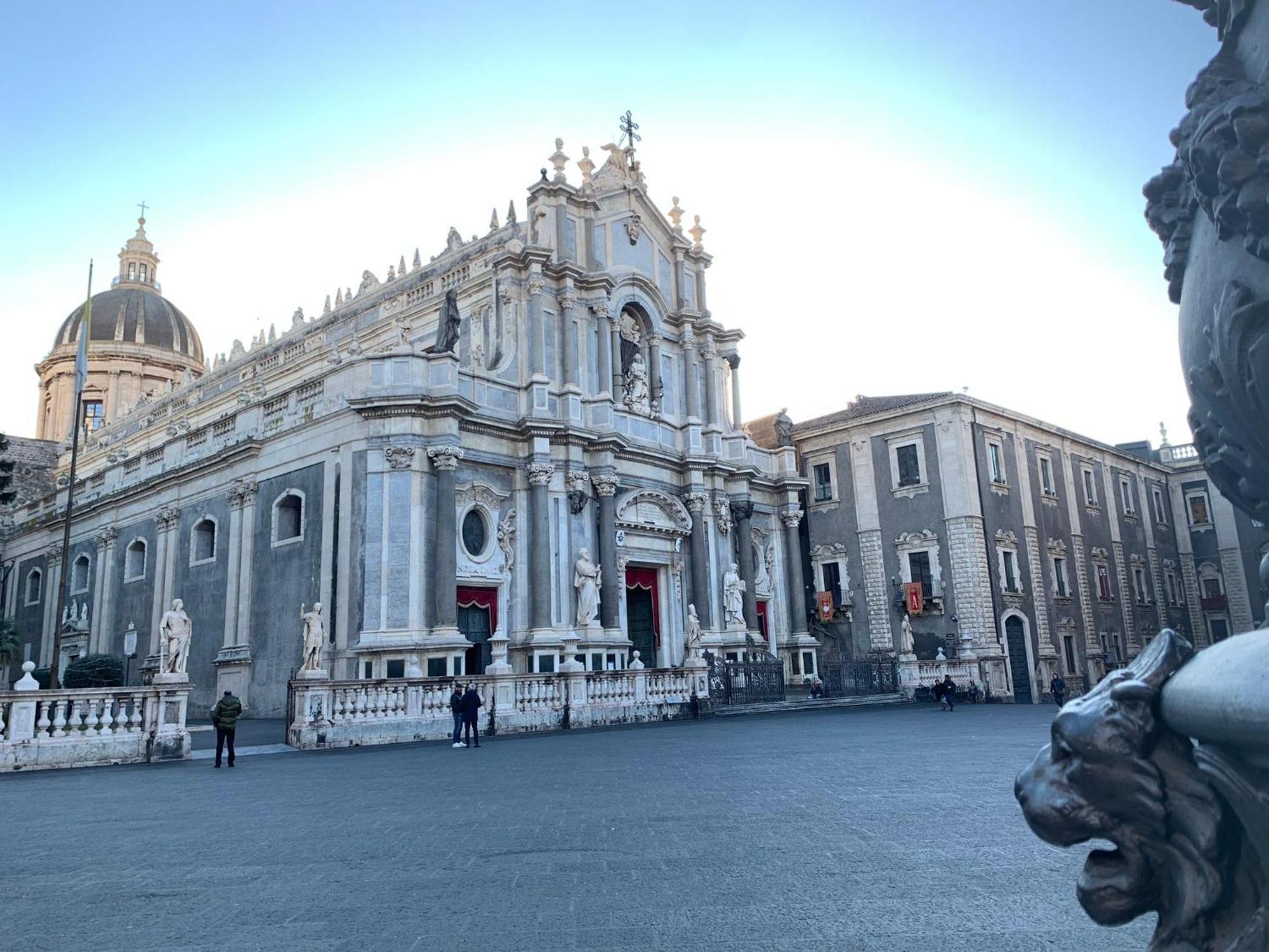 Donna Luisa-Catania Charming Lägenhet Exteriör bild